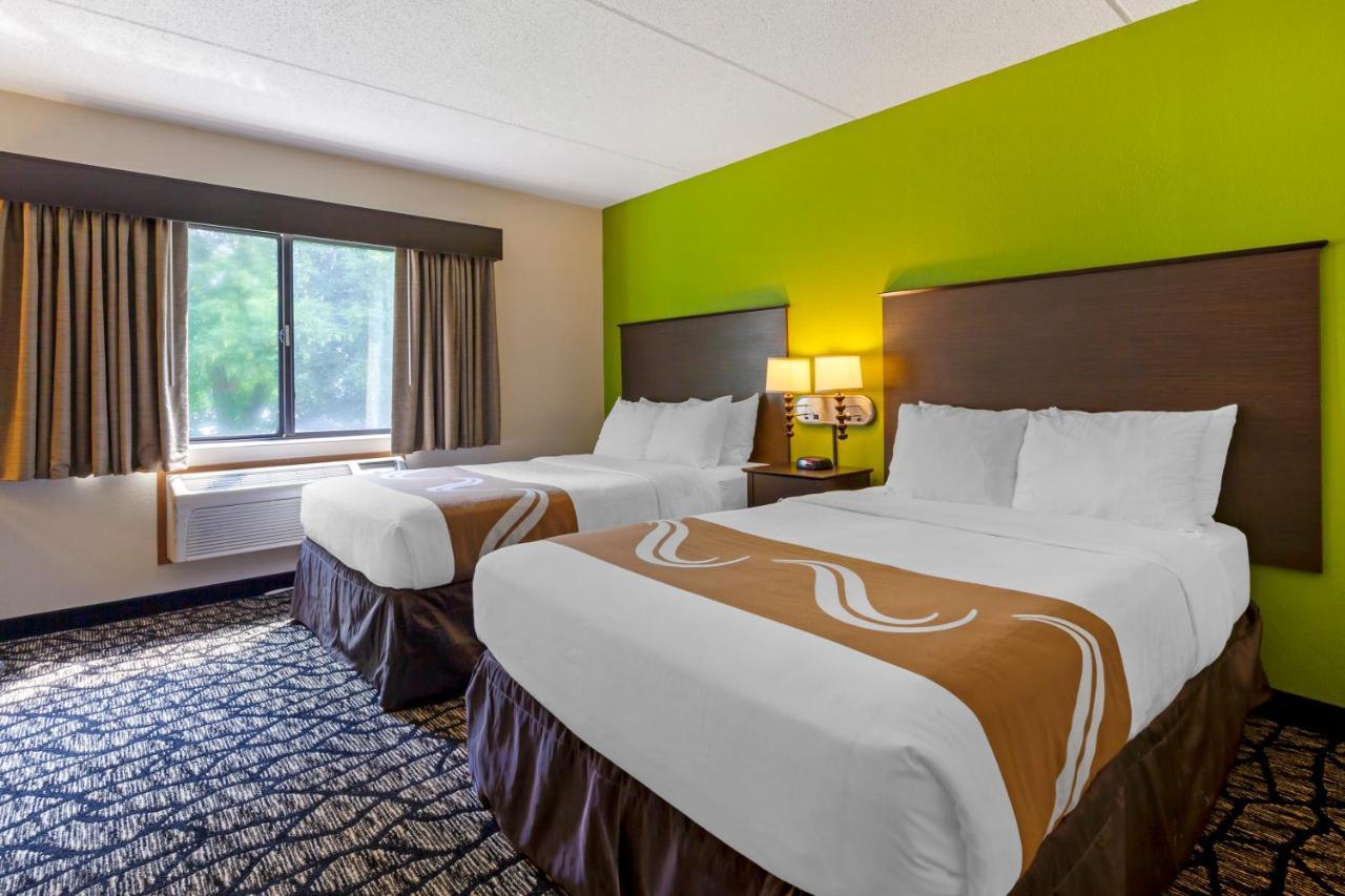 Quality Inn Oshkosh Exteriér fotografie