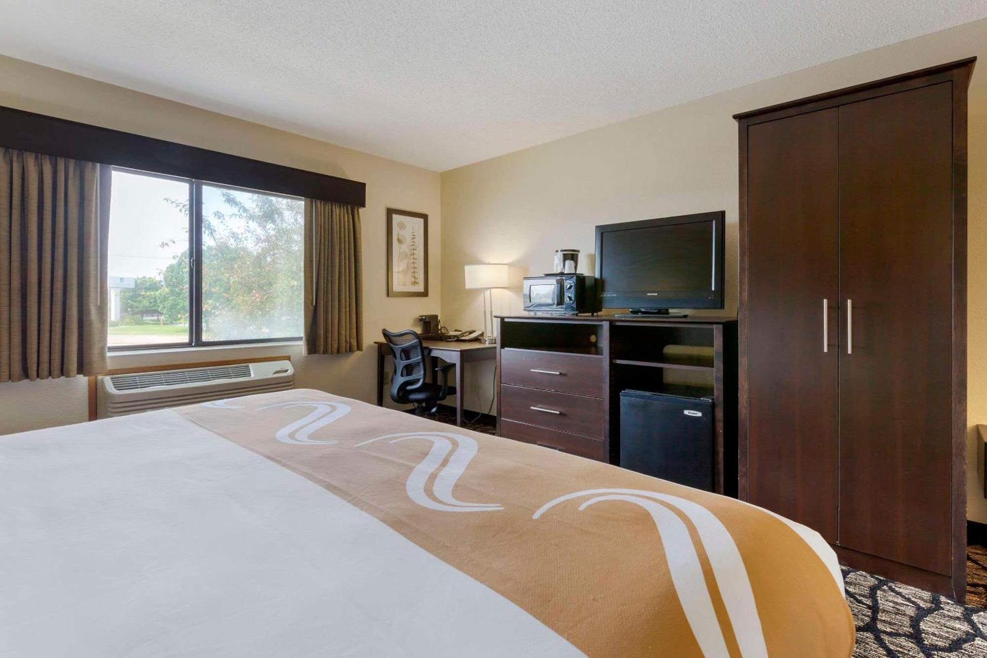 Quality Inn Oshkosh Exteriér fotografie